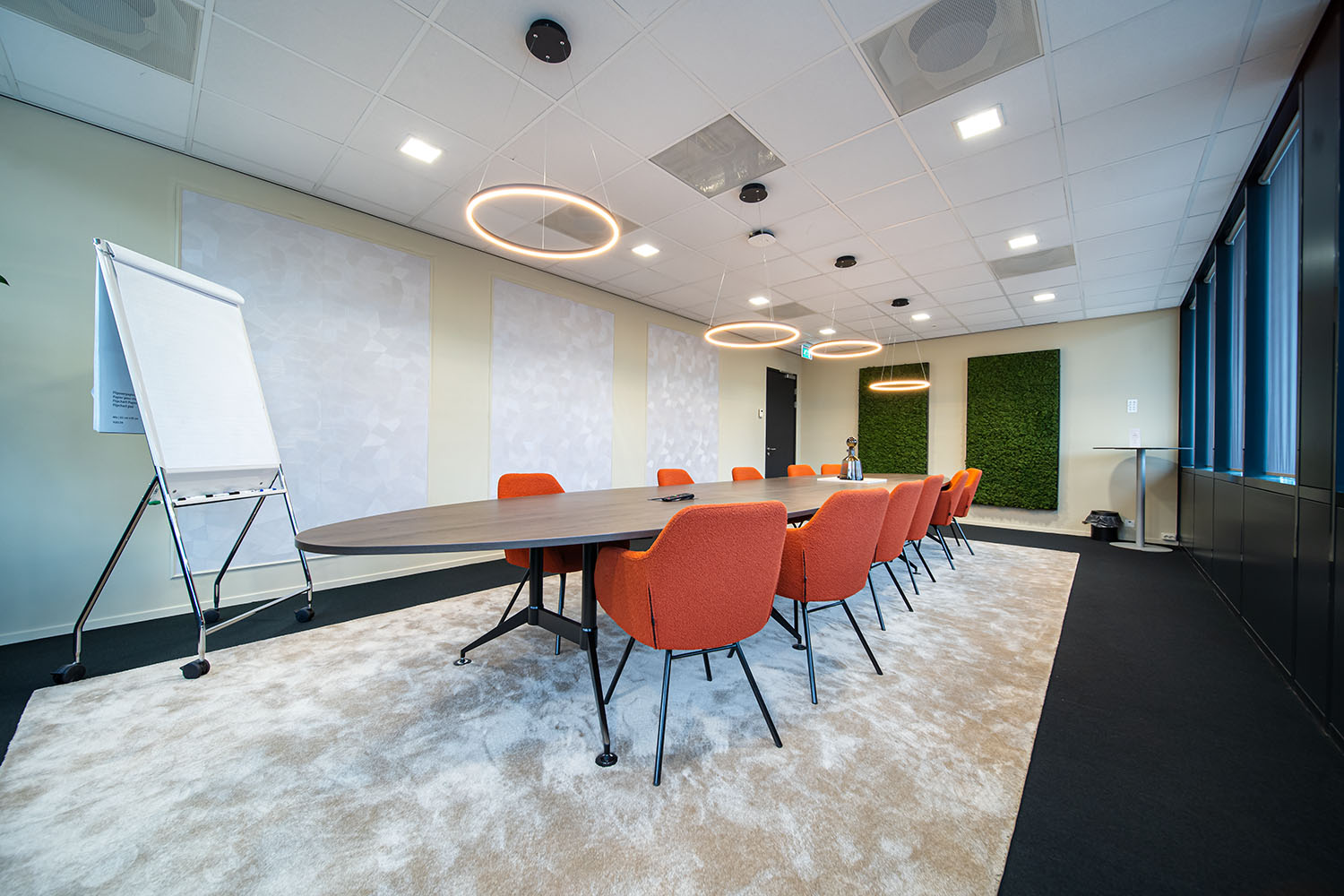 Kantoorverlichting vergaderruimte