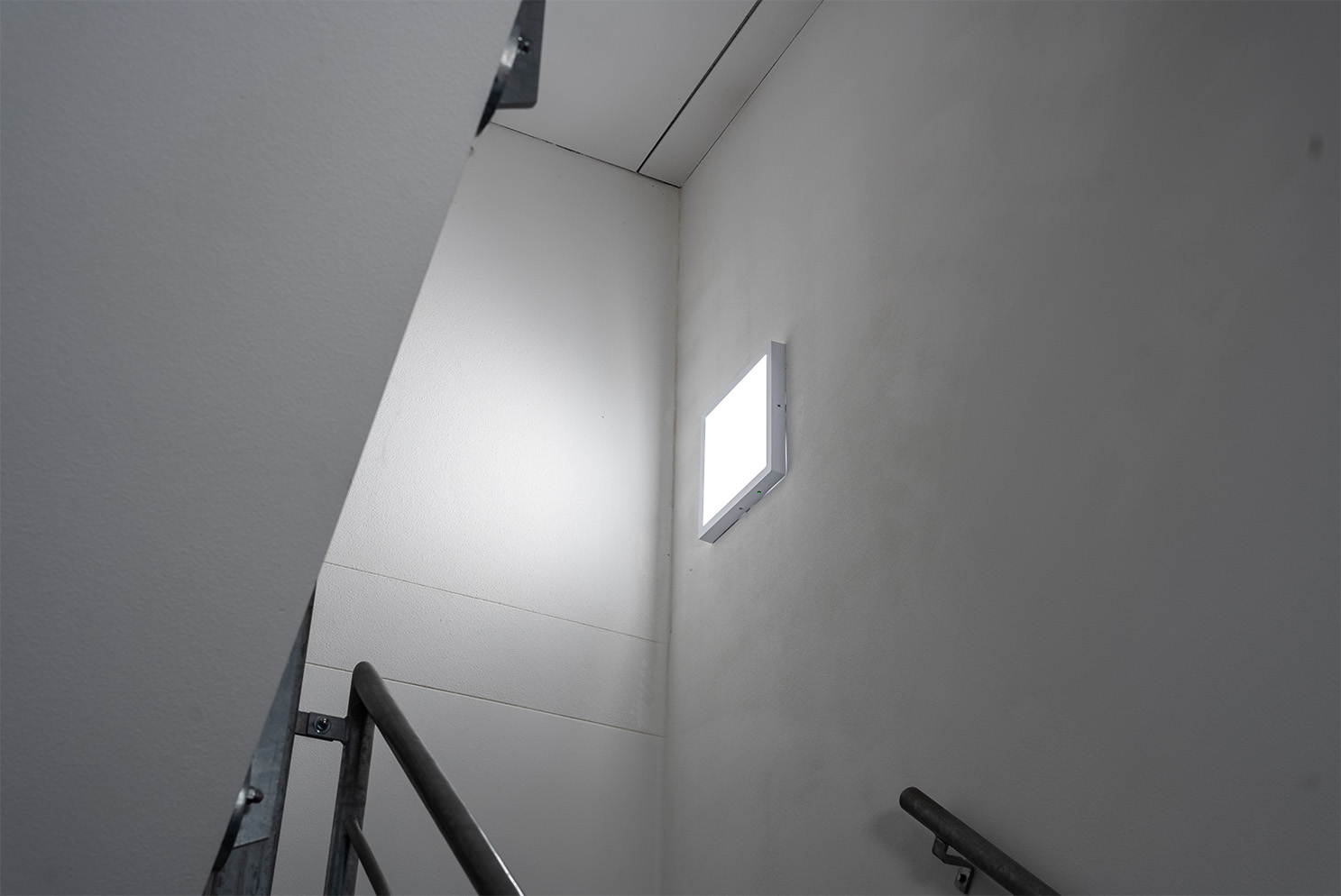 Verlichting gang kantoor