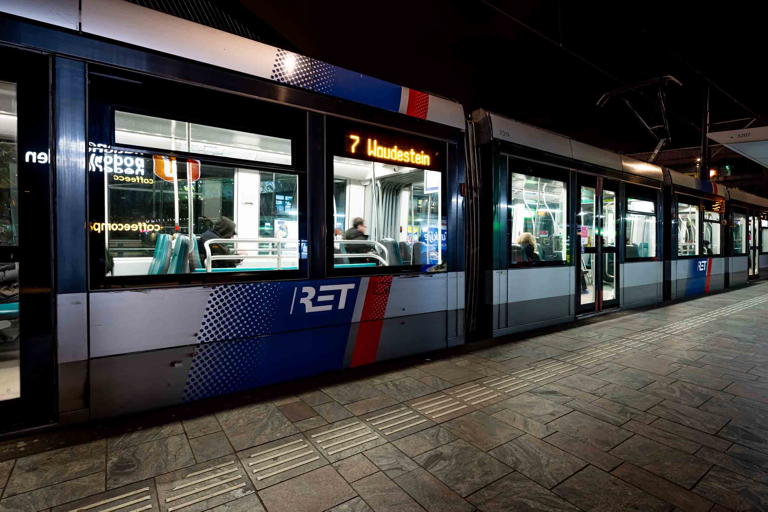 RET metro verlichting