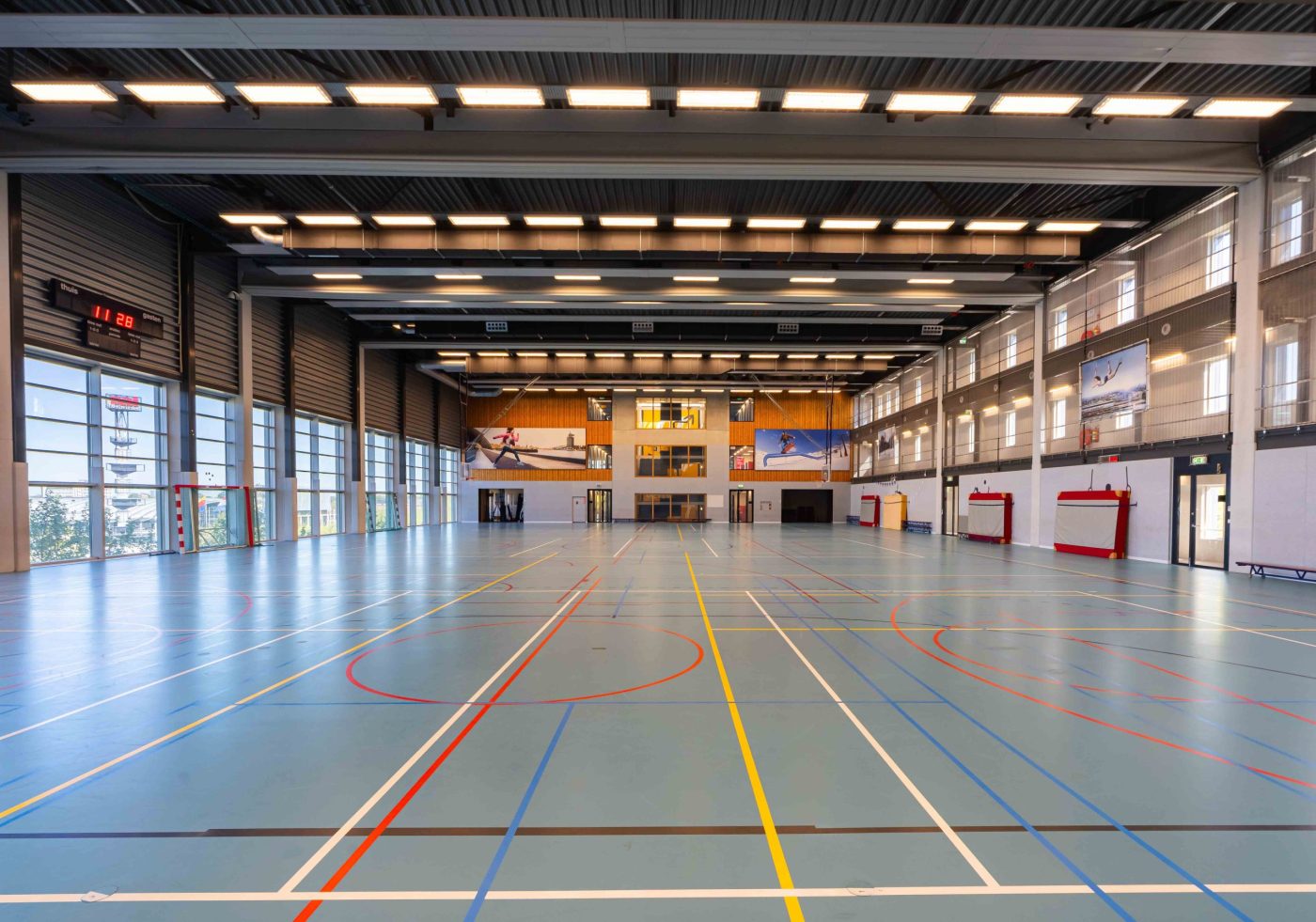 Sporthal onderwijs LED